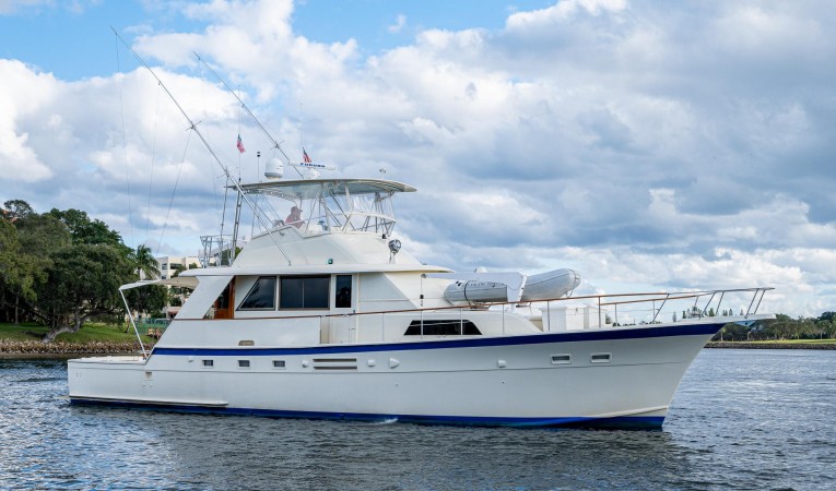 53 Hatteras 