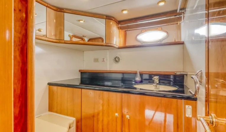 62 Sunseeker 