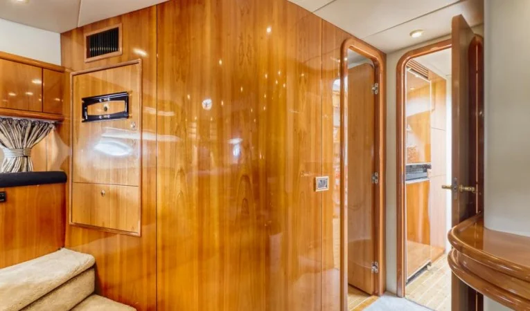 62 Sunseeker 
