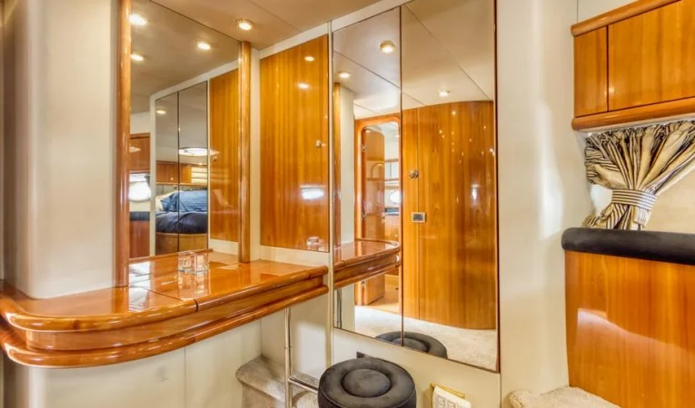 62 Sunseeker 