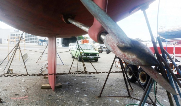 52 Hans Christian Prop & Keel