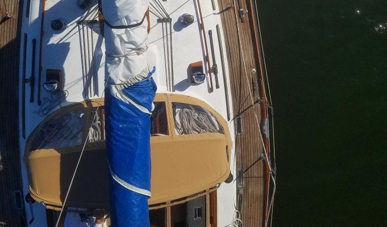 52 Hans Christian Under sail-3