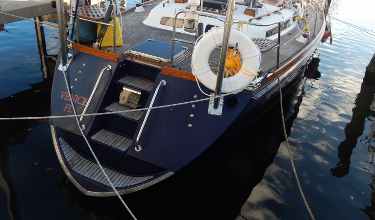 52 Hans Christian Stern - Swim Platform