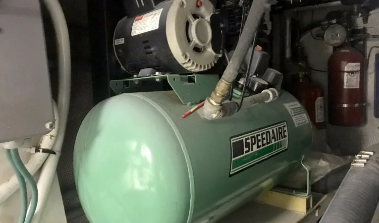 76 Palmer Johnson Air Compressor