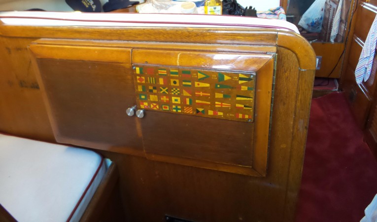 29 Columbia Yacht Tool Cabinet