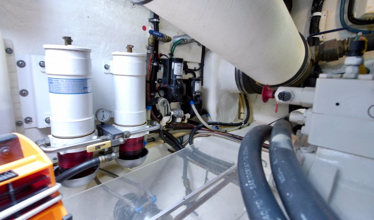 51 Riviera Engine Room