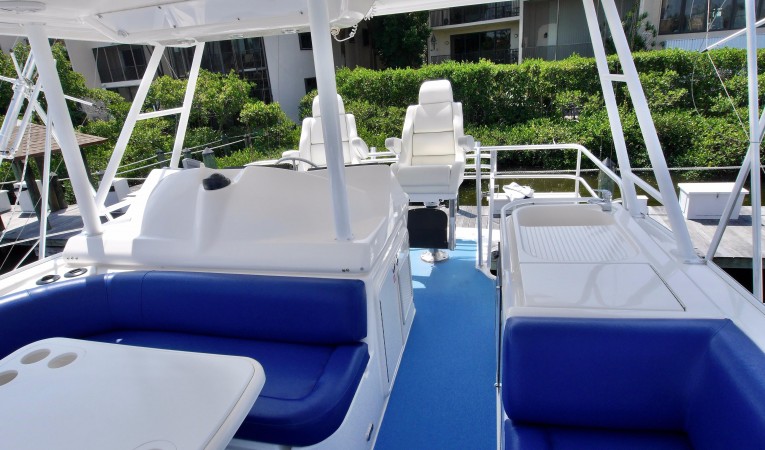 51 Riviera Flybridge