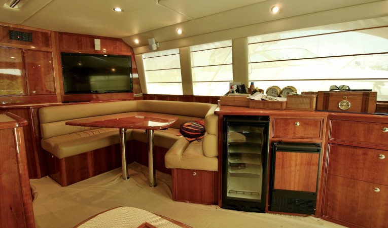 51 Riviera Salon Dinette