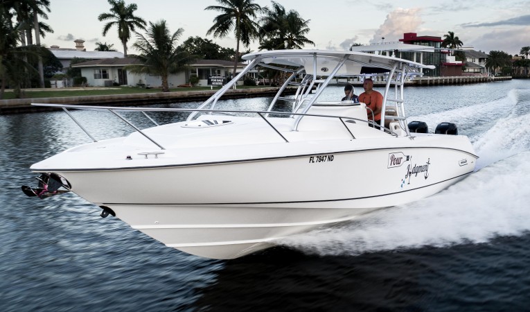 32 Boston Whaler 