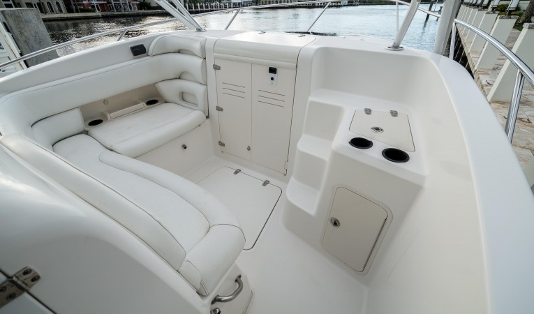 32 Boston Whaler 