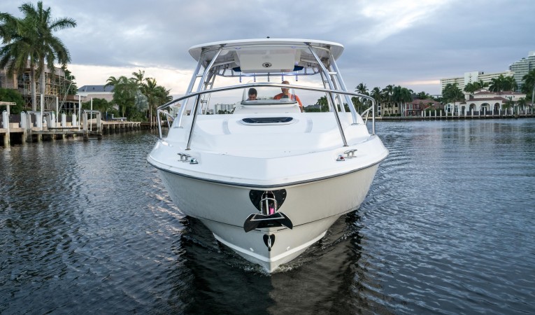 32 Boston Whaler 