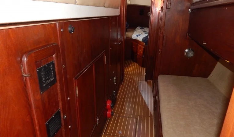 46 Morgan Engine access