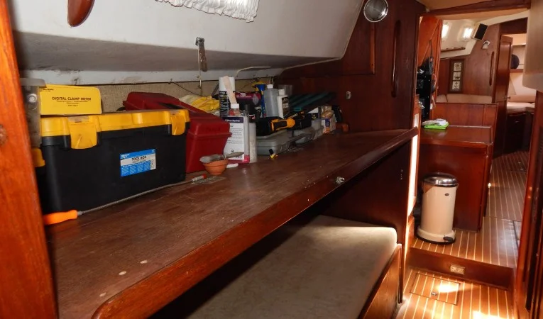 46 Morgan work bench