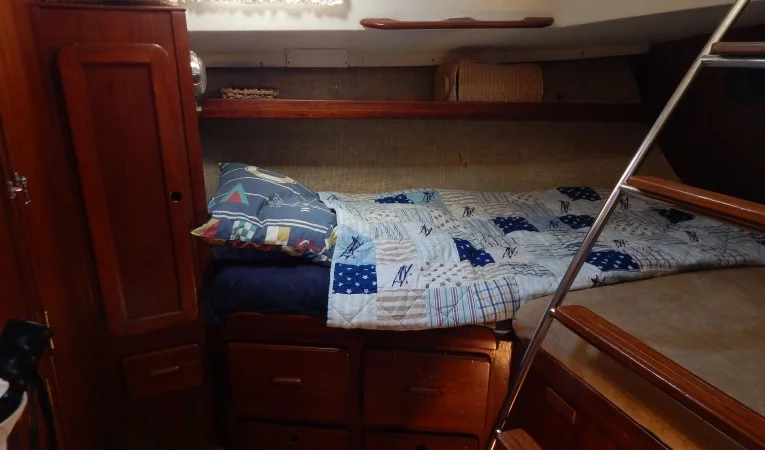 46 Morgan Aft stateroom-2