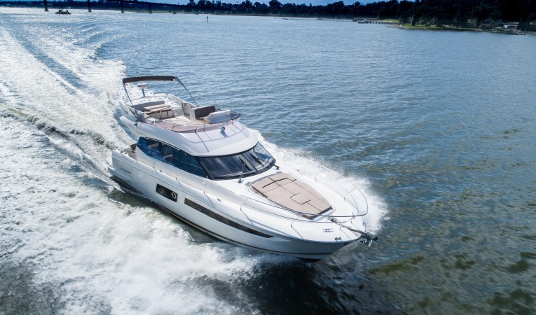 50 Prestige 2015 Prestige 500 Fly