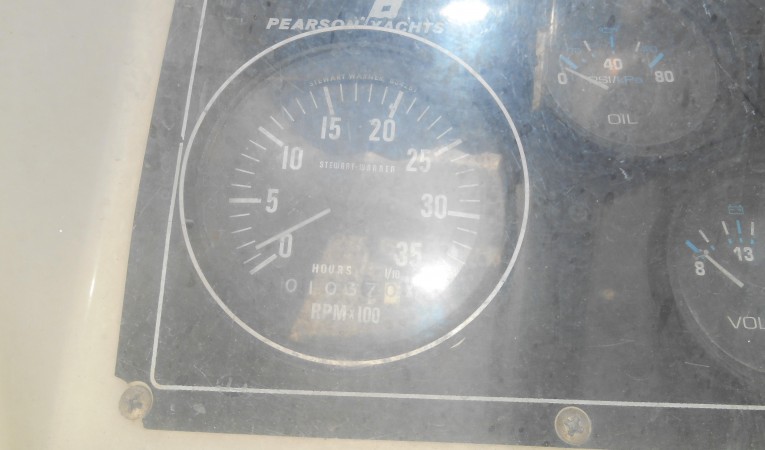 40 Pearson Engine hours -1037 since complete rebuild