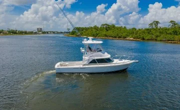 35 Bertram 2018 Motor Mile Jupiter, Florida Sold on 2020-07-08 by Denison  Yacht Sales