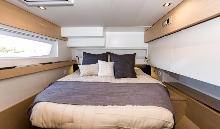 58 Fountaine Pajot 