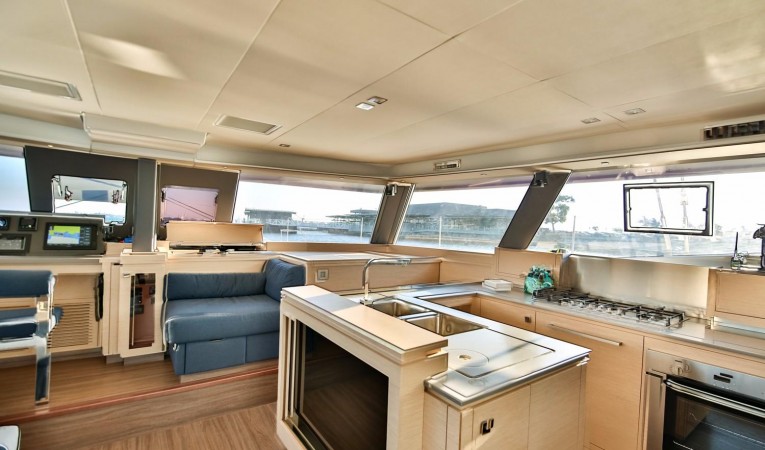 58 Fountaine Pajot 