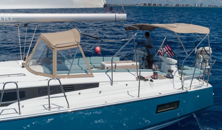 54 Jeanneau 
