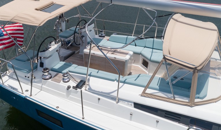 54 Jeanneau 