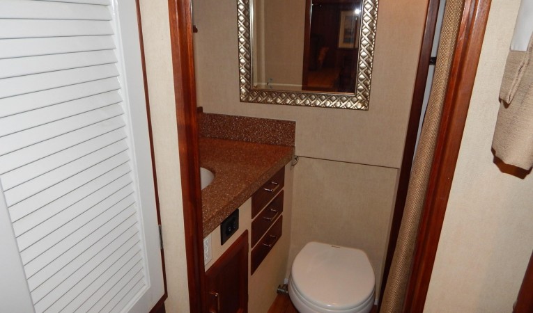 48 Whiticar Master Head