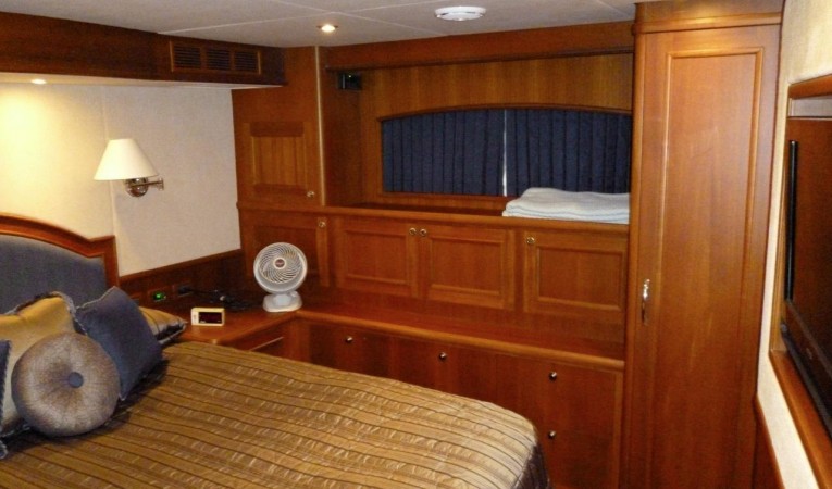 59 Grand Banks Master Stateroom