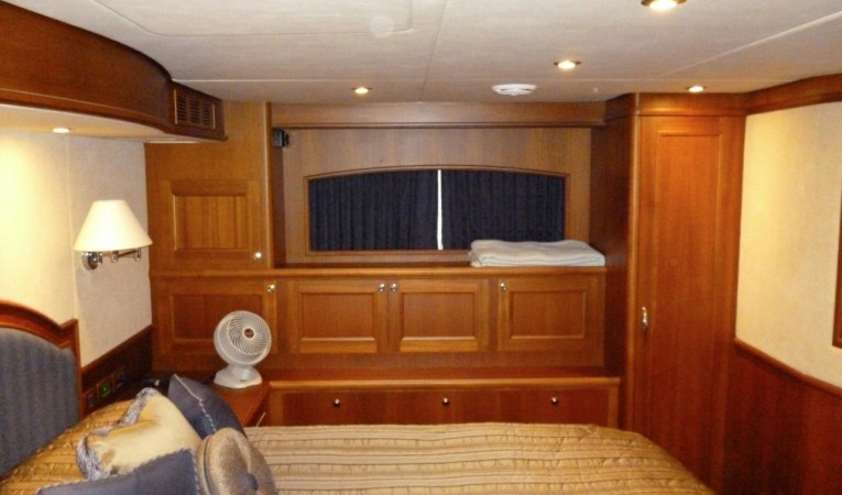 59 Grand Banks Master Stateroom