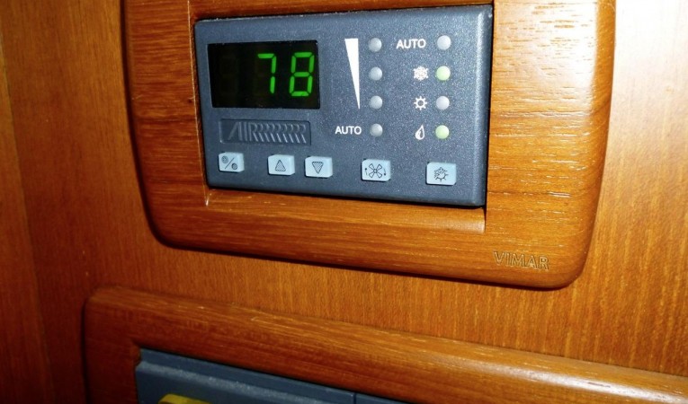 59 Grand Banks MarineAir Control