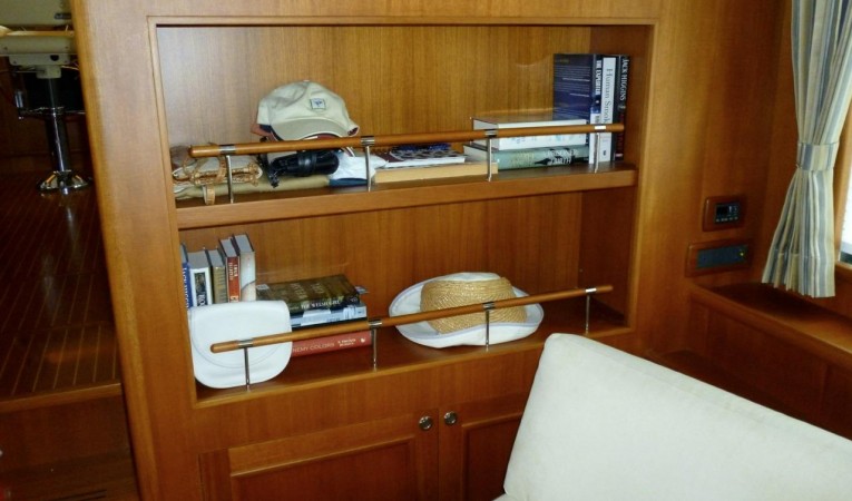 59 Grand Banks Salon- built-in book shelves