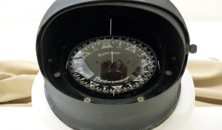 59 Grand Banks Flybridge Compass