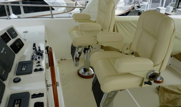 59 Grand Banks Stidd Admiral Helm Chairs