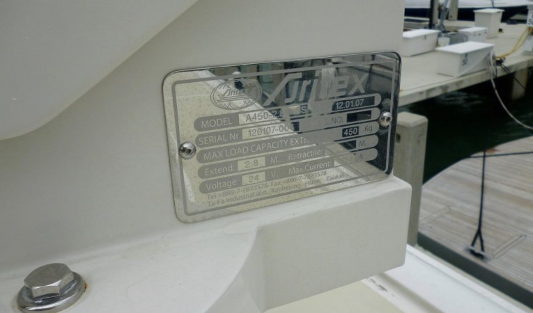 59 Grand Banks Davit Decal