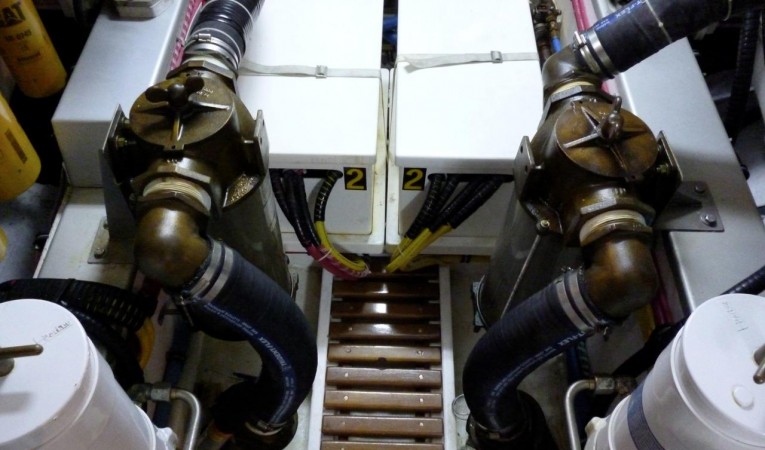 59 Grand Banks Engine Room