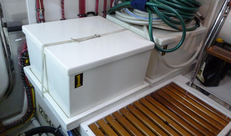 59 Grand Banks Engine Room