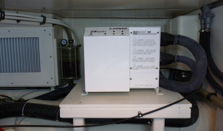 59 Grand Banks Engine Room