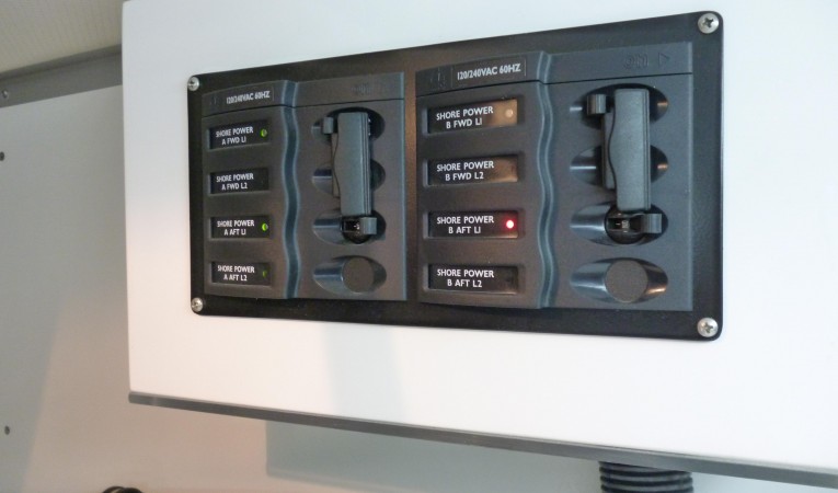 59 Grand Banks Engine Room