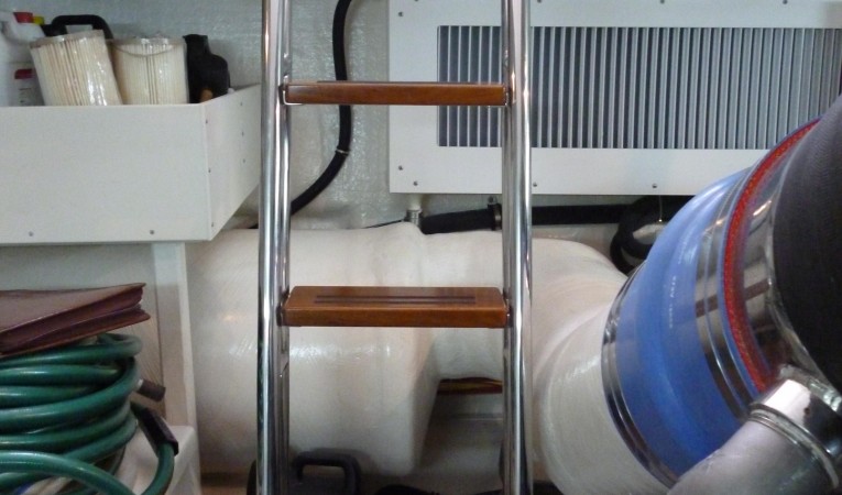 59 Grand Banks Engine Room