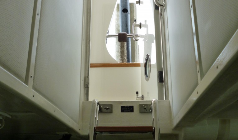 59 Grand Banks Engine Room Access