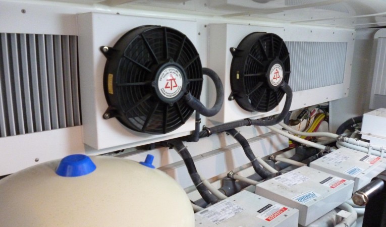 59 Grand Banks Engine Room