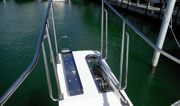 59 Grand Banks Bow Pulpit