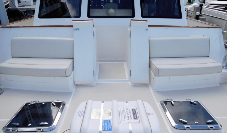 59 Grand Banks Deck Seating