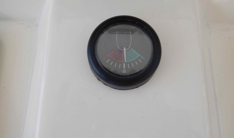 59 Grand Banks Flybridge Electronics