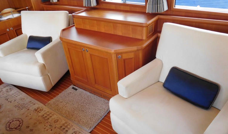 59 Grand Banks Salon chairs & TV cabinet - starboard