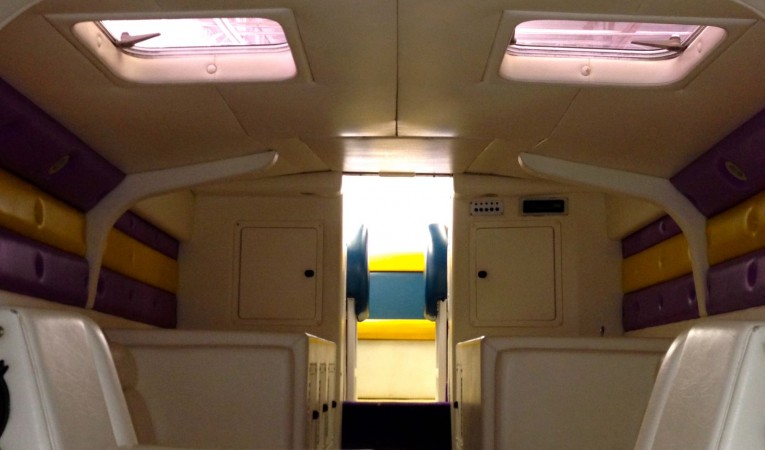 36 Apache Interior looking aft