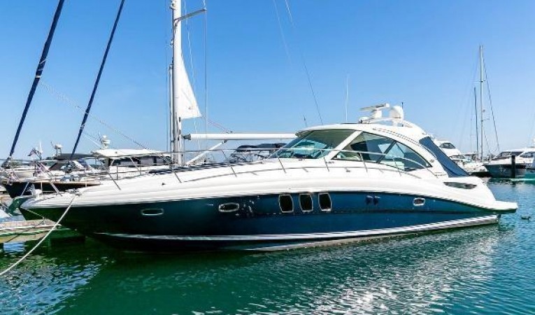 48 Sea Ray 