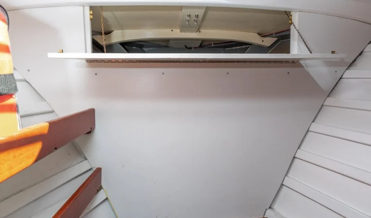 27 Chris-Craft 