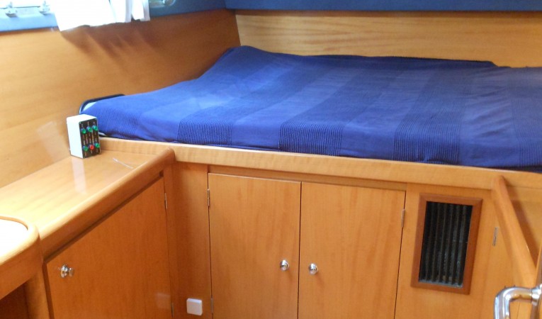 47 Lagoon owner cabin