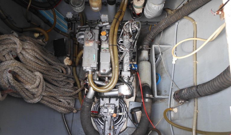 47 Lagoon starboard engine room
