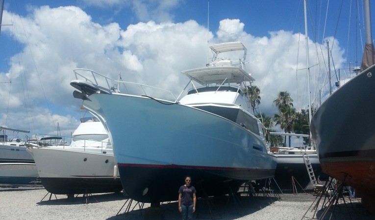 53 Hatteras Legendary Hull Design